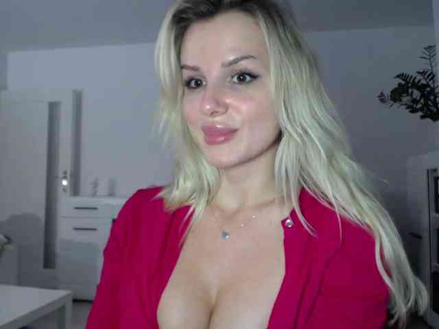 Cornelia22hot webcam