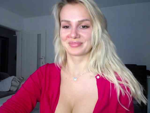 Cornelia22hot webcam