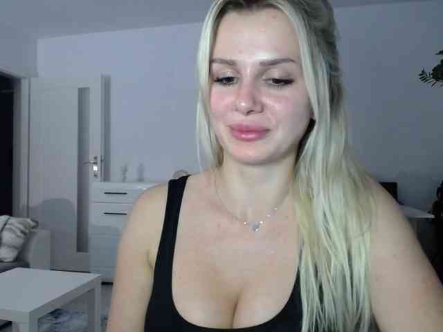 Cornelia22hot webcam