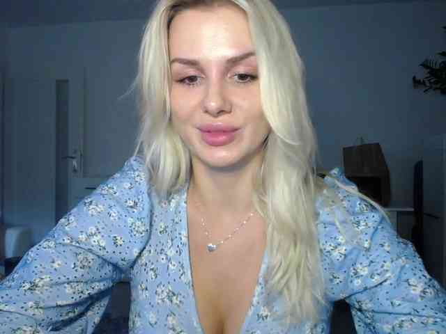 Cornelia22hot webcam