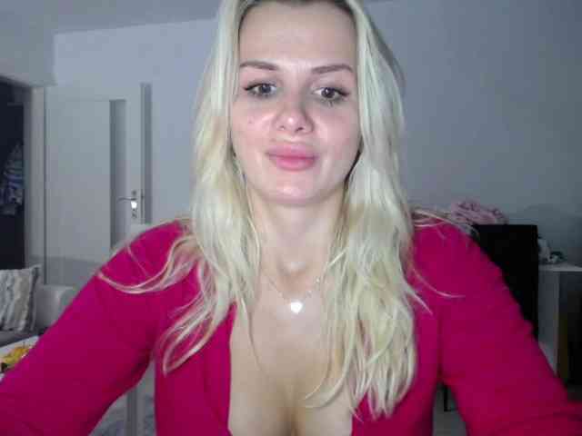 Cornelia22hot webcam