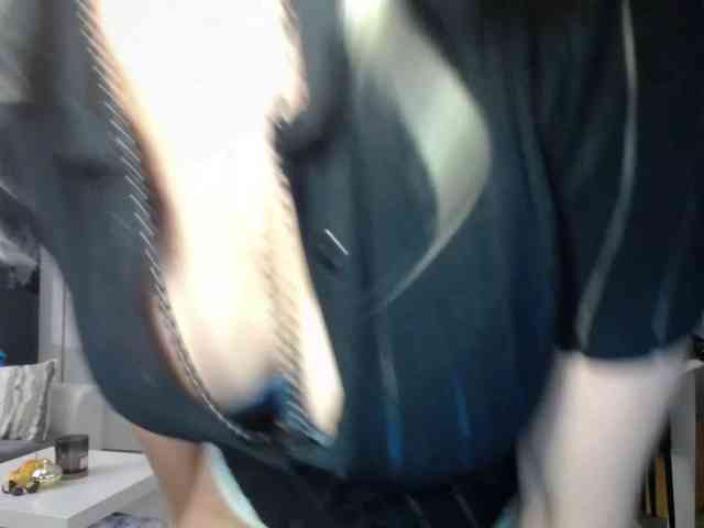 Cornelia22hot webcam