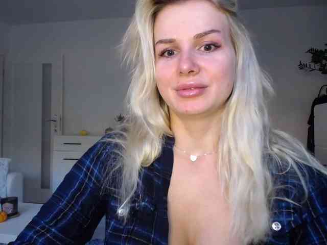 Cornelia22hot Live Webcam on BongaCams