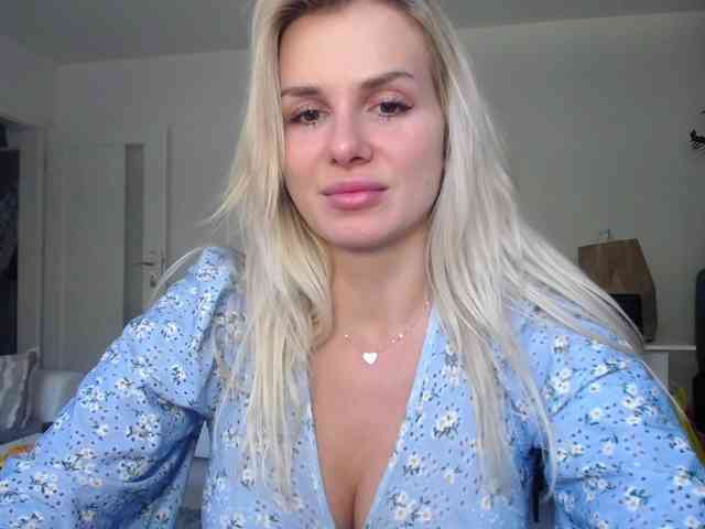 Cornelia22hot