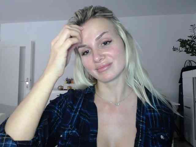 Cornelia22hot webcam