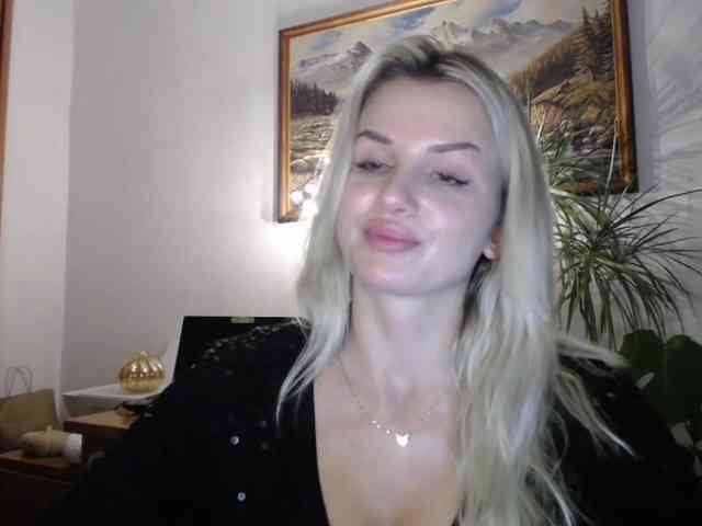 Cornelia22hot webcam