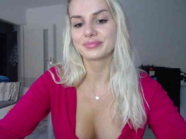 Cornelia22hot webcam
