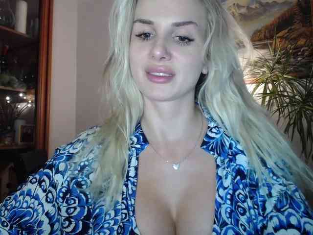 Cornelia22hot webcam
