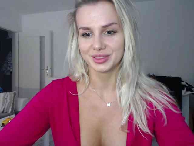 Cornelia22hot webcam