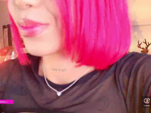 MelyTaylor MelyTaylor