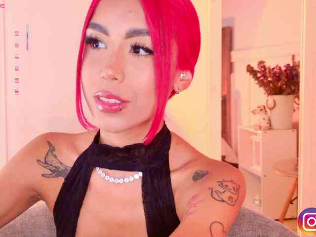 MelyTaylor MelyTaylor