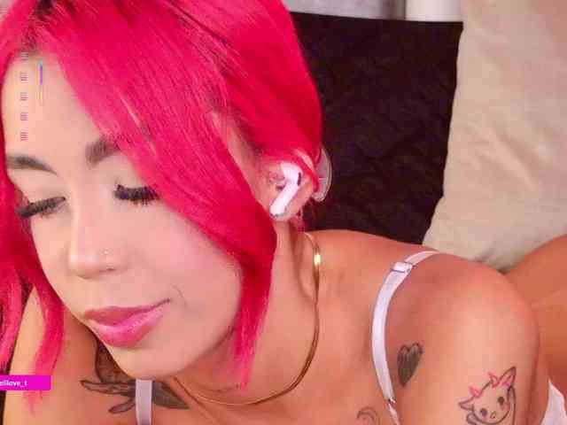 MelyTaylor MelyTaylor