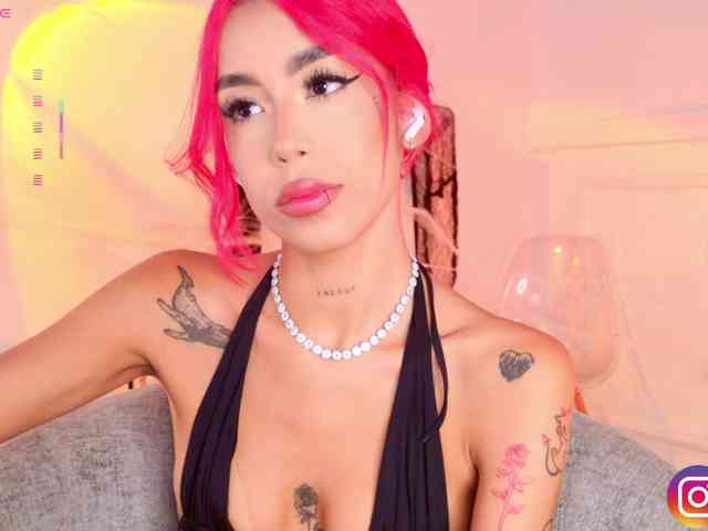 MelyTaylor MelyTaylor