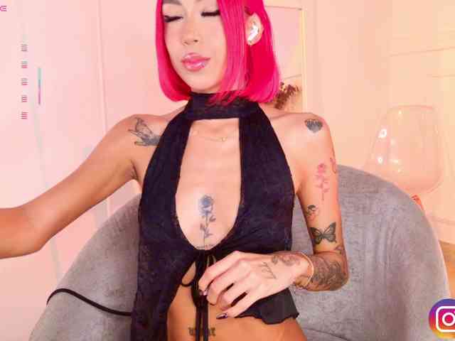 MelyTaylor MelyTaylor