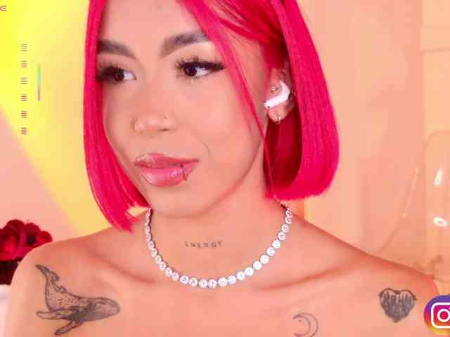 MelyTaylor MelyTaylor