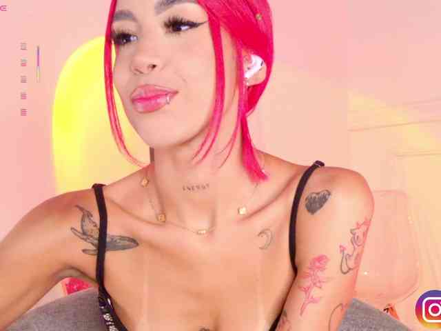 MelyTaylor MelyTaylor