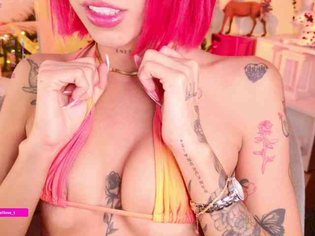 MelyTaylor MelyTaylor