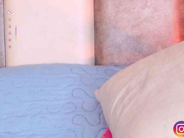 MelyTaylor MelyTaylor