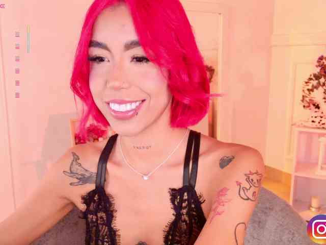 MelyTaylor MelyTaylor