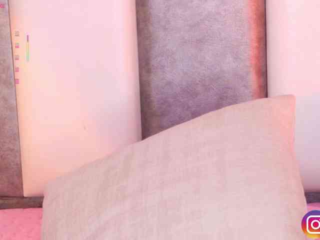 MelyTaylor MelyTaylor