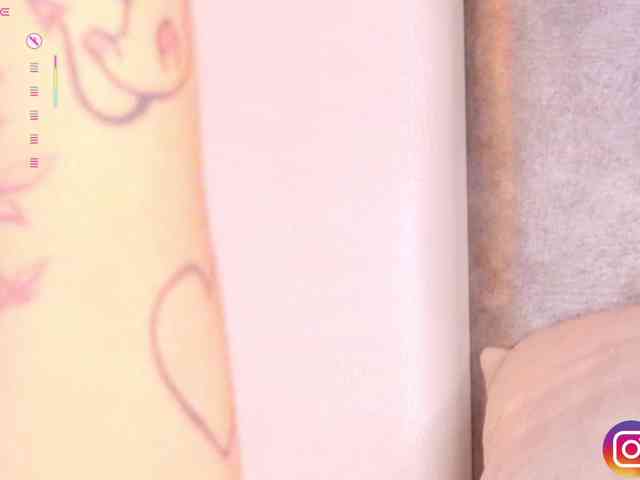 MelyTaylor Live Webcam on BongaCams