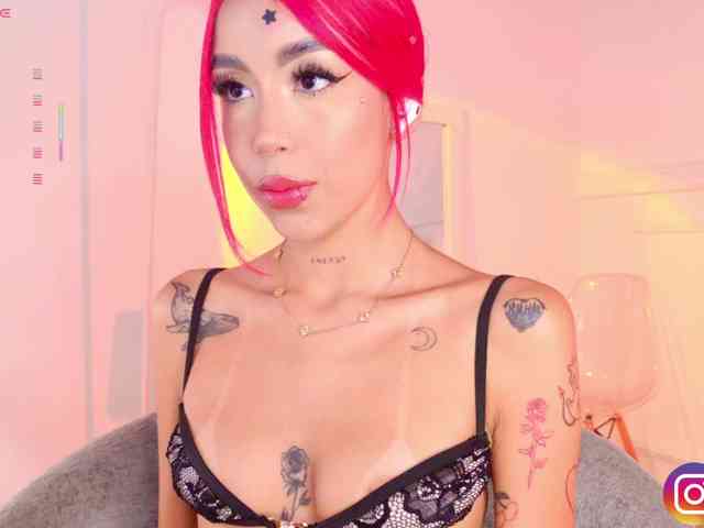 MelyTaylor MelyTaylor