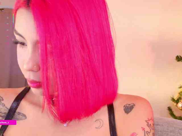 MelyTaylor MelyTaylor