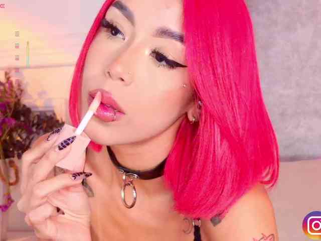 MelyTaylor MelyTaylor