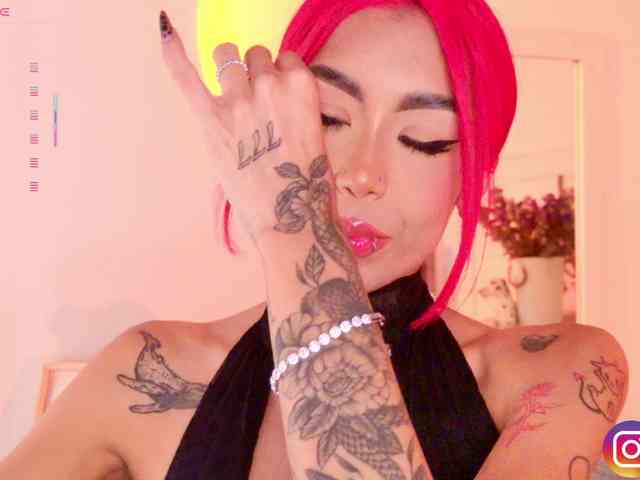 MelyTaylor MelyTaylor