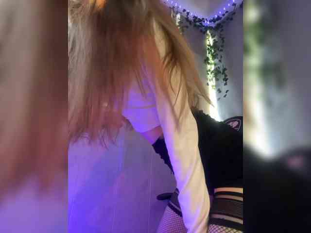 Lady_kissa webcam