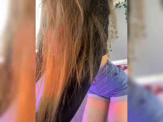 Lady_kissa webcam