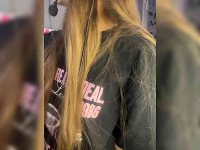 Lady_kissa webcam