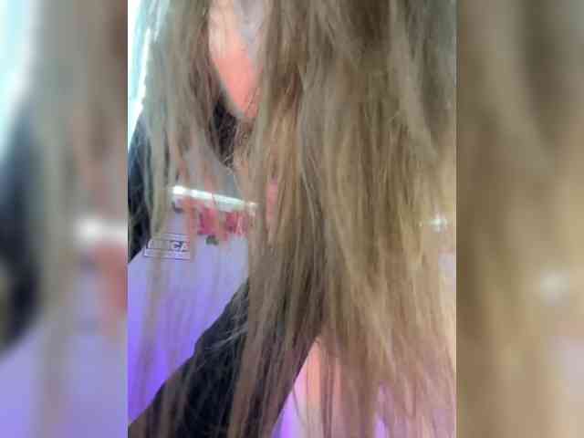 Lady_kissa webcam