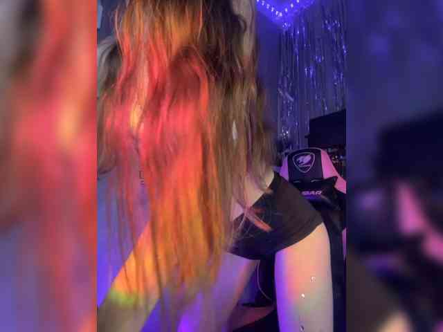 Lady_kissa webcam