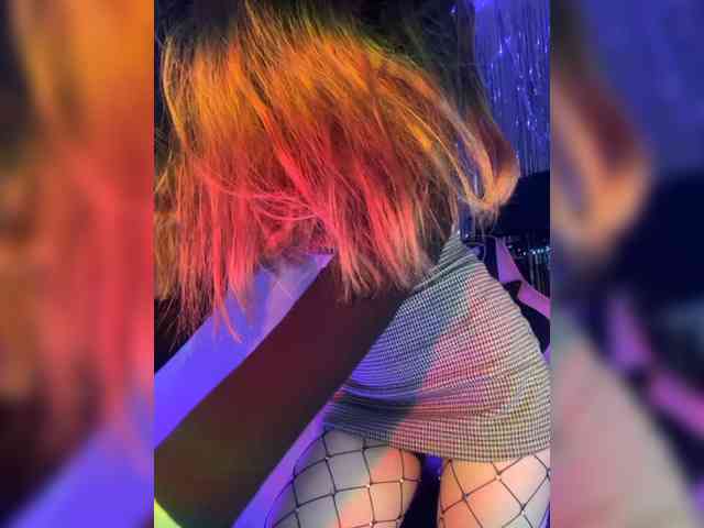 Lady_kissa webcam