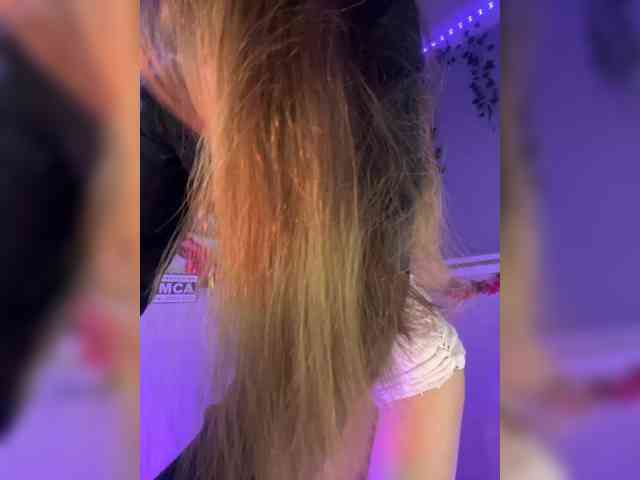Lady_kissa webcam