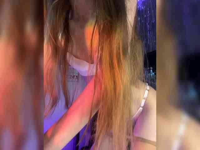 Lady_kissa webcam
