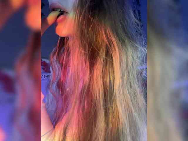 Lady_kissa webcam