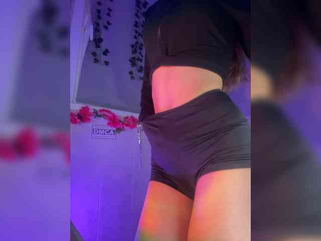 Lady_kissa webcam