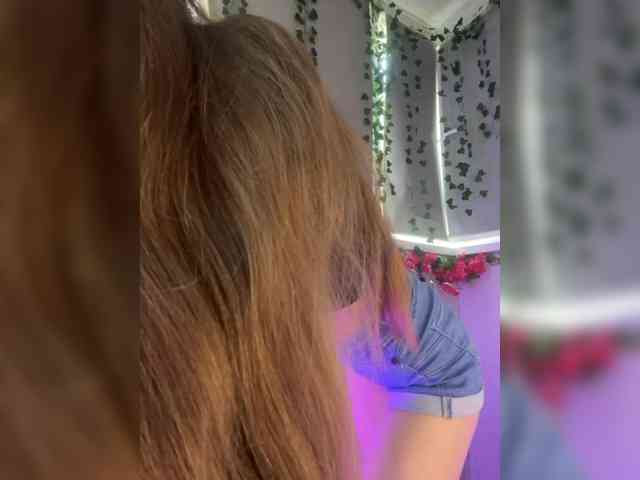 Lady_kissa webcam