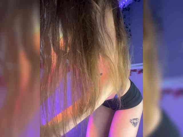 Lady_kissa webcam