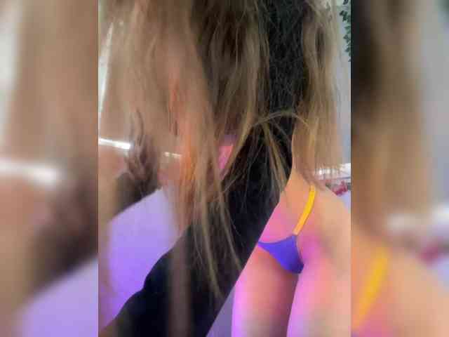 Lady_kissa webcam