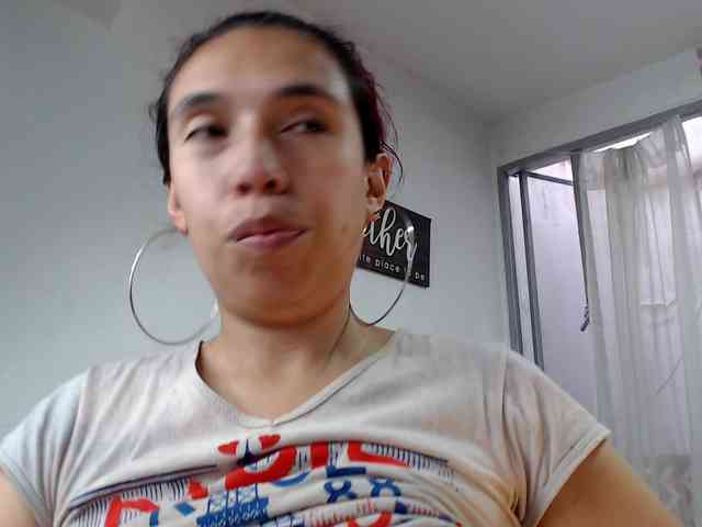 nathalie-f webcam