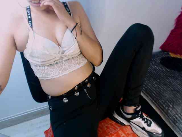 nathalie-f webcam