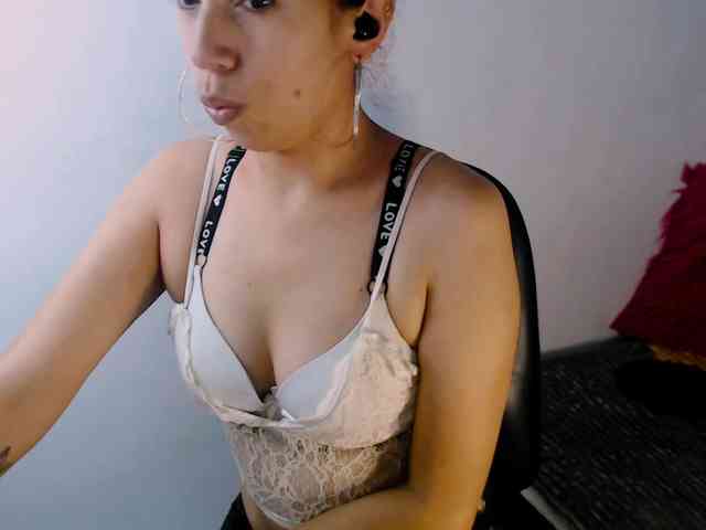 nathalie-f webcam