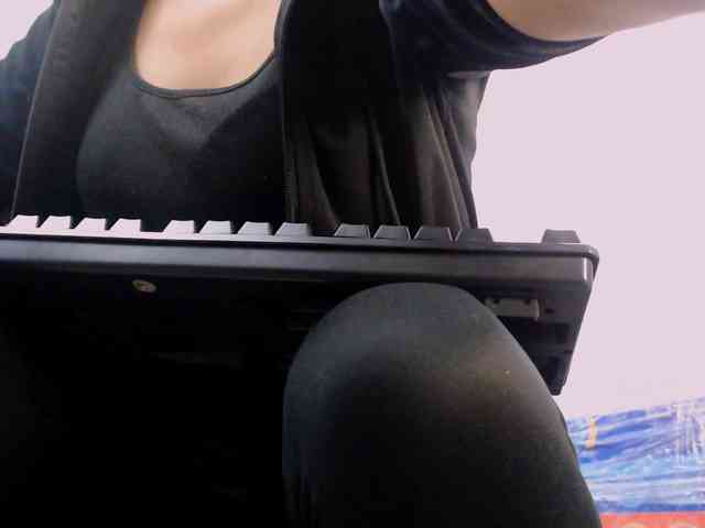 nathalie-f webcam