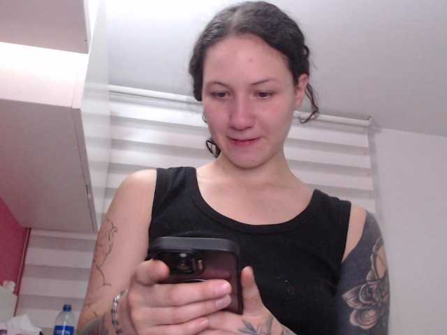 Jane-r's BongaCams show and profile