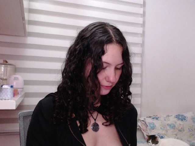 Jane-r's BongaCams show and profile