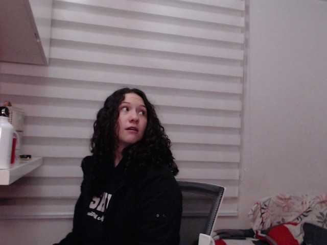 Jane-r's BongaCams show and profile