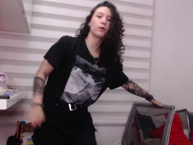 Jane-r's BongaCams show and profile